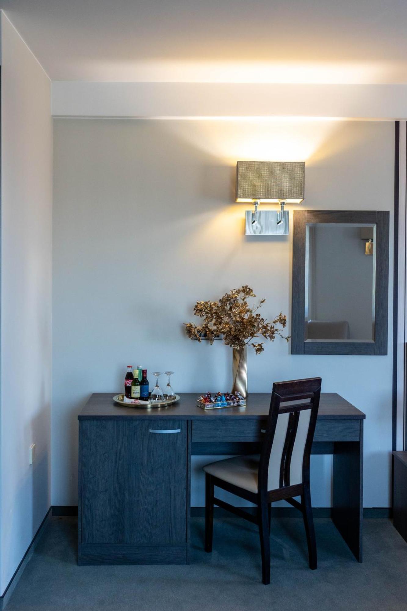 Art Hotel Slavonski Brod Ngoại thất bức ảnh