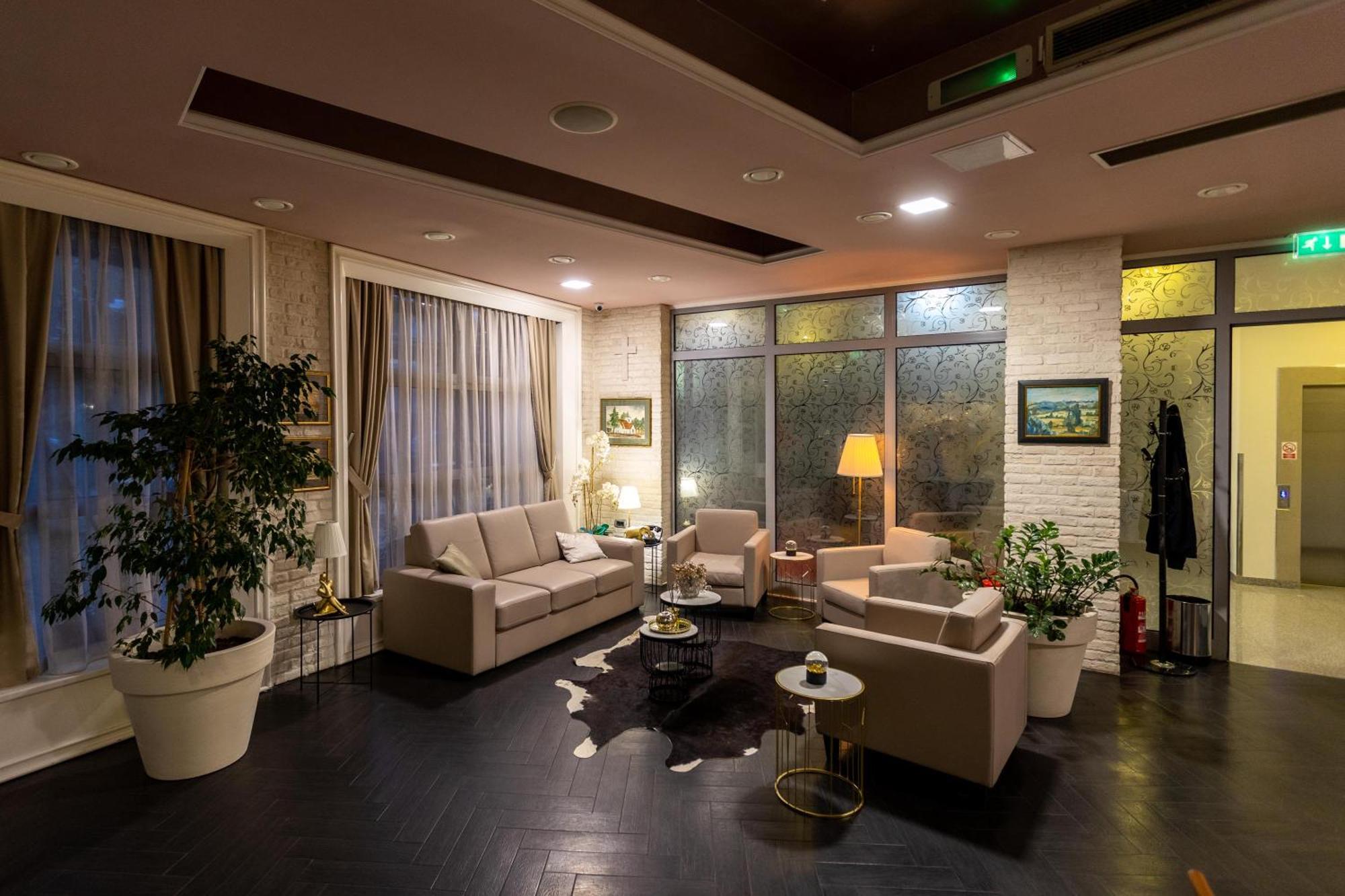 Art Hotel Slavonski Brod Ngoại thất bức ảnh