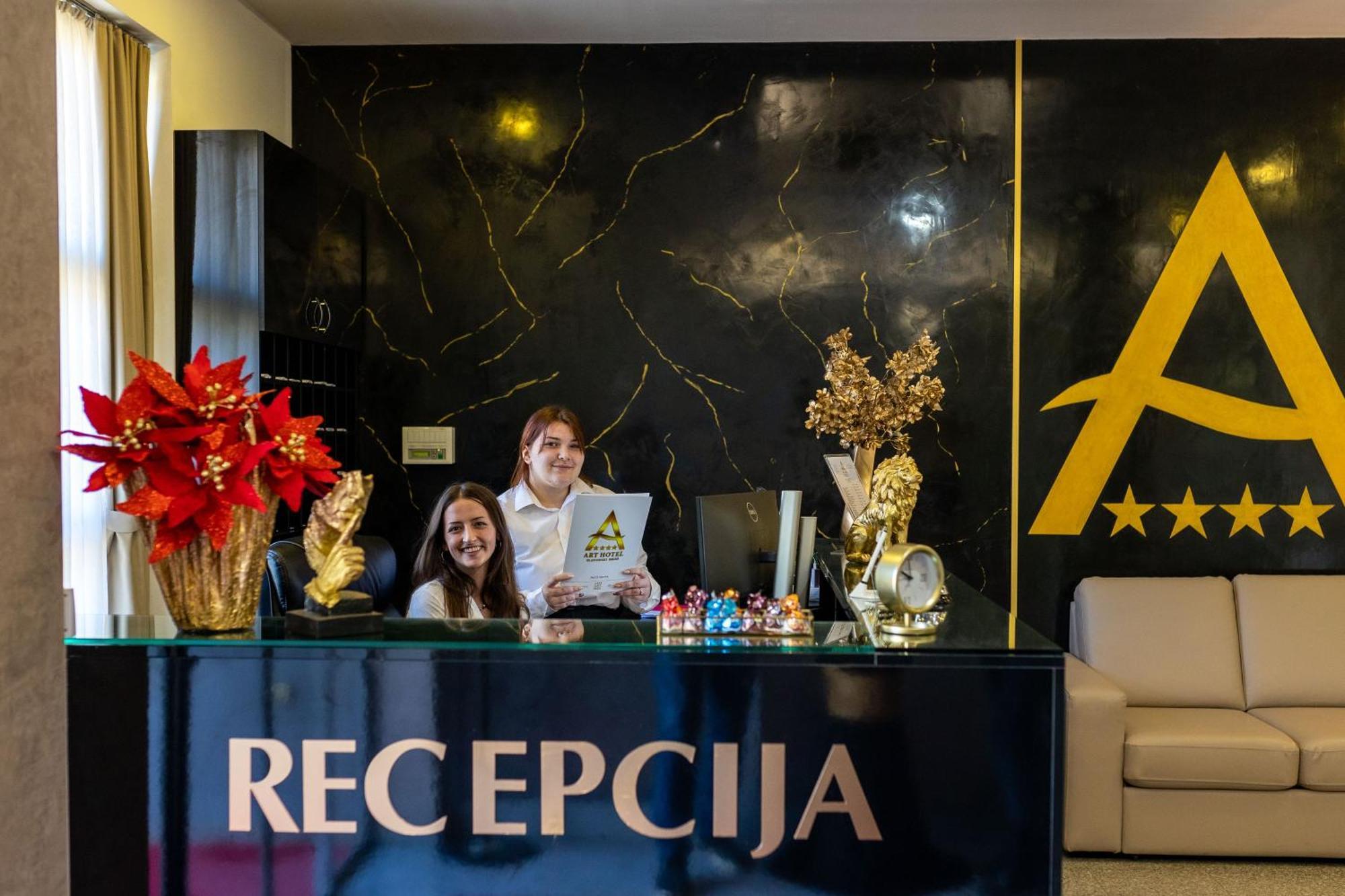 Art Hotel Slavonski Brod Ngoại thất bức ảnh